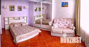 1-к квартира, посуточно, 45м2, 1/1 этаж