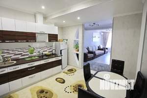 Студия квартира, посуточно, 41м2, 3/7 этаж