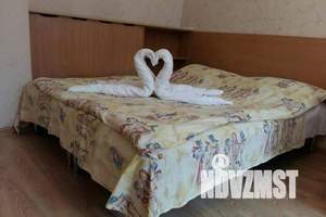 1-к квартира, посуточно, 42м2, 1/2 этаж