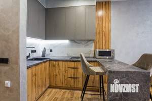 Студия квартира, посуточно, 35м2, 7/18 этаж