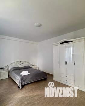 3-к квартира, посуточно, 60м2, 2/3 этаж