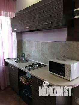 1-к квартира, посуточно, 25м2, 1/2 этаж