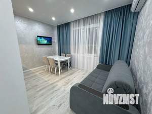 1-к квартира, посуточно, 40м2, 1/10 этаж