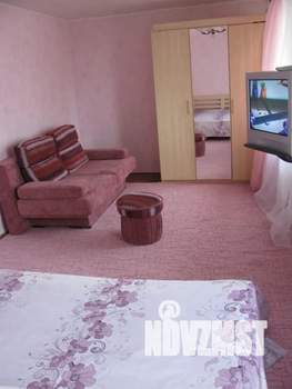 2-к квартира, посуточно, 40м2, 3/3 этаж