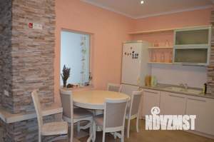 2-к квартира, посуточно, 66м2, 1/1 этаж