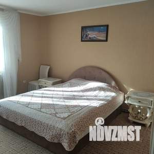 2-к квартира, посуточно, 150м2, 2/3 этаж