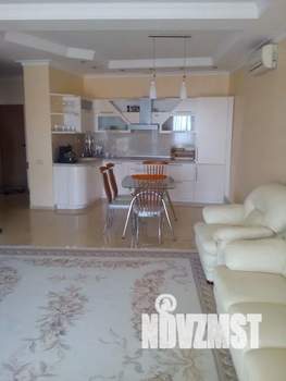 2-к квартира, посуточно, 82м2, 3/12 этаж