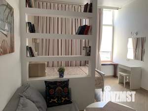 Студия квартира, посуточно, 36м2, 1/2 этаж