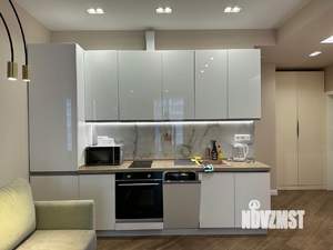 Студия квартира, посуточно, 58м2, 13/19 этаж