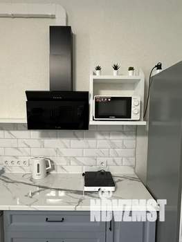 1-к квартира, посуточно, 35м2, 6/9 этаж