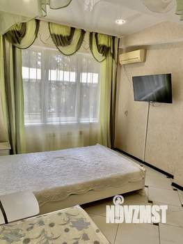 Студия квартира, посуточно, 30м2, 1/7 этаж