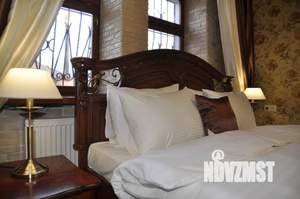 5-к квартира, посуточно, 130м2, 1/3 этаж