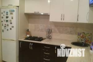 2-к квартира, посуточно, 50м2, 1/2 этаж
