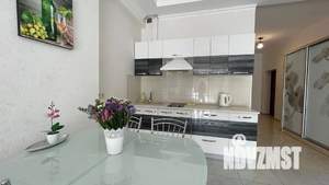 2-к квартира, посуточно, 70м2, 3/6 этаж