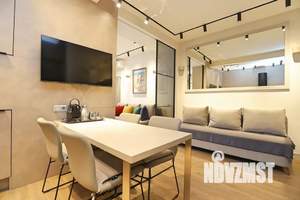 Студия квартира, посуточно, 51м2, 10/18 этаж