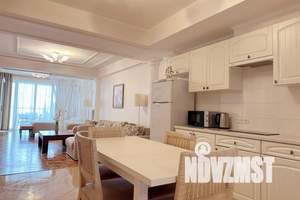 1-к квартира, посуточно, 57м2, 2/3 этаж