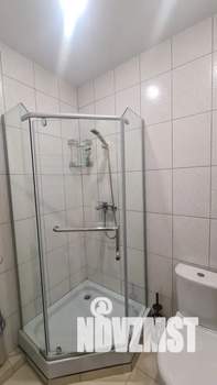 Студия квартира, посуточно, 40м2, 4/9 этаж