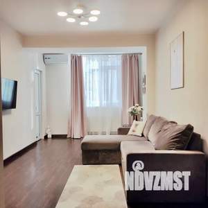 1-к квартира, посуточно, 40м2, 2/12 этаж