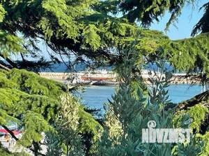 Студия квартира, посуточно, 44м2, 3/3 этаж