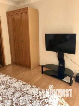 1-к квартира, посуточно, 60м2, 3/3 этаж