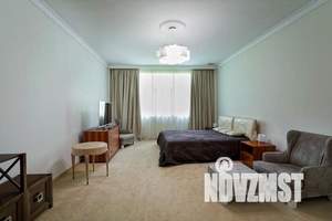 5-к квартира, посуточно, 221м2, 4/4 этаж