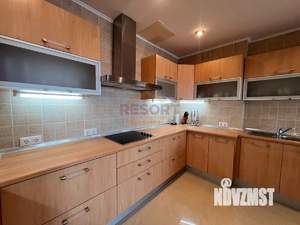 3-к квартира, посуточно, 185м2, 6/6 этаж