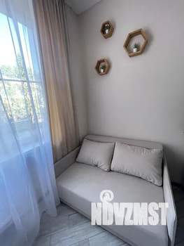 Студия квартира, посуточно, 10м2, 2/9 этаж