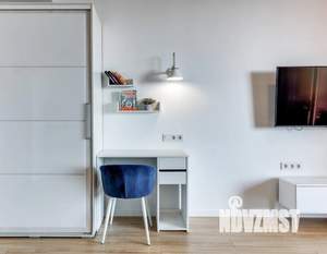 Студия квартира, посуточно, 40м2, 2/12 этаж