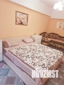 3-к квартира, посуточно, 82м2, 1/6 этаж