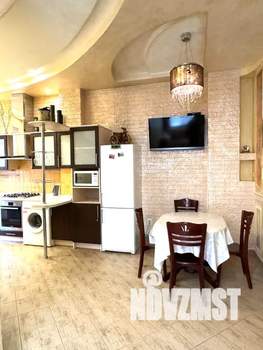 2-к квартира, посуточно, 65м2, 1/2 этаж