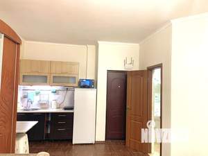 Студия квартира, посуточно, 40м2, 3/6 этаж