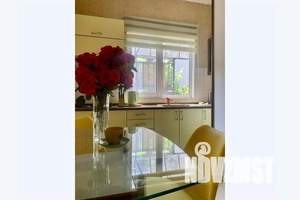 1-к квартира, посуточно, 60м2, 2/3 этаж