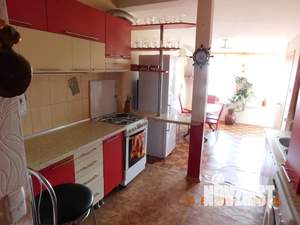3-к квартира, посуточно, 62м2, 1/2 этаж