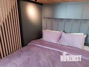 Студия квартира, посуточно, 42м2, 2/3 этаж