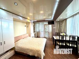 Студия квартира, посуточно, 33м2, 2/3 этаж