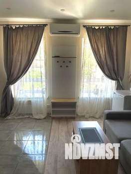 Студия квартира, посуточно, 28м2, 3/3 этаж