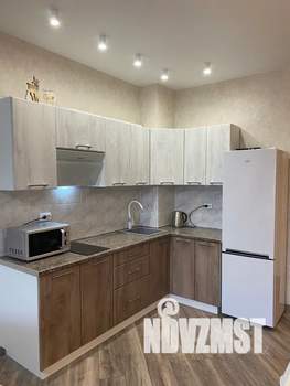 Студия квартира, посуточно, 42м2, 5/18 этаж