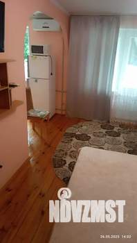 Студия квартира, посуточно, 35м2, 3/3 этаж