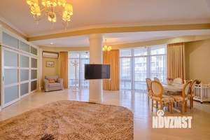 3-к квартира, посуточно, 120м2, 7/12 этаж