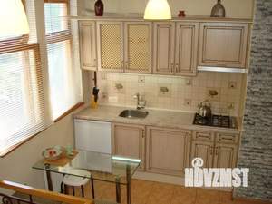 2-к квартира, посуточно, 54м2, 1/2 этаж