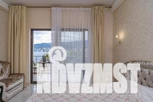 1-к квартира, посуточно, 42м2, 5/8 этаж