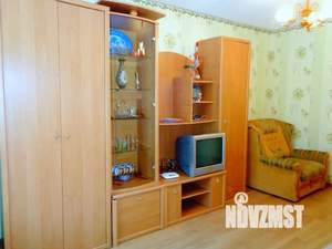 2-к квартира, посуточно, 50м2, 1/2 этаж
