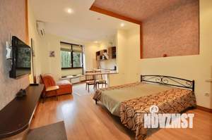 Студия квартира, посуточно, 38м2, 2/16 этаж