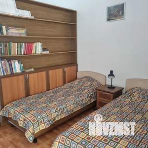 Студия квартира, посуточно, 40м2, 4/4 этаж