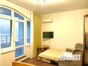 Студия квартира, посуточно, 40м2, 3/6 этаж