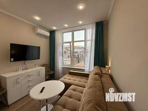 Студия квартира, посуточно, 35м2, 5/8 этаж