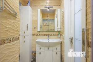 Студия квартира, посуточно, 27м2, 1/20 этаж