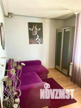2-к квартира, посуточно, 58м2, 1/2 этаж