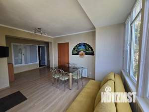 1-к квартира, посуточно, 65м2, 1/1 этаж