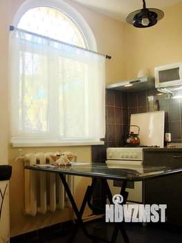 1-к квартира, посуточно, 28м2, 1/2 этаж